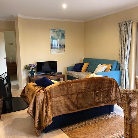 Korimako Ridge - Lake Hawea Holiday Home Extérieur photo