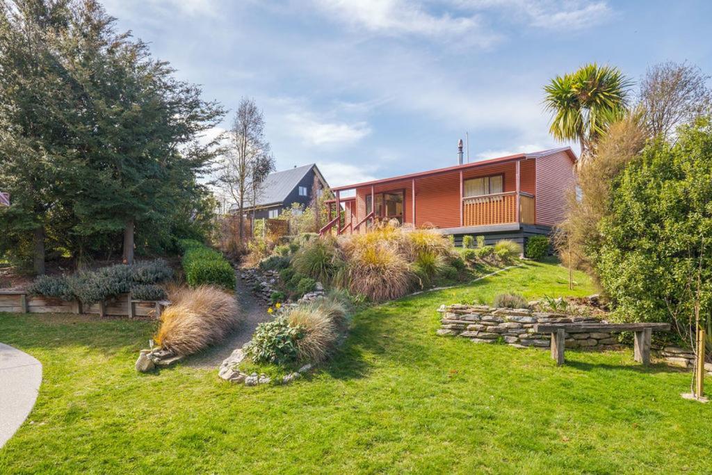 Korimako Ridge - Lake Hawea Holiday Home Extérieur photo